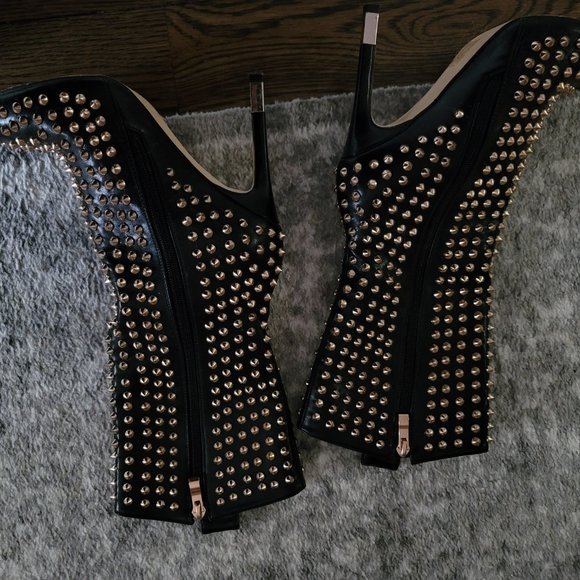 Black Spiked Booties - Picture 4 of 5